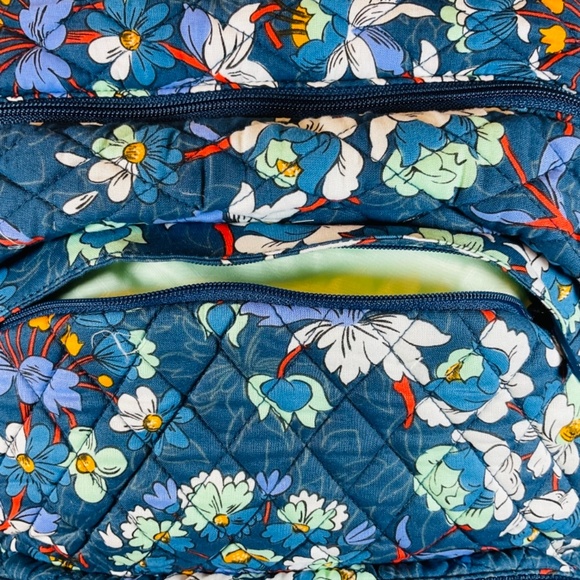 Vera Bradley Essential Large Backpack Laptop Blue Spring Break - Picture 7 of 9